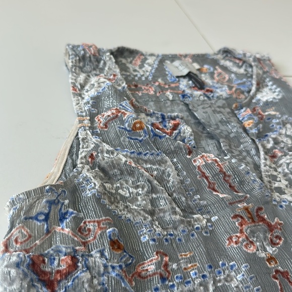 HD in Paris Anthropologie Women's Orian Velvet Metallic Top in Gray Size SMALL - Picture 2 of 6
